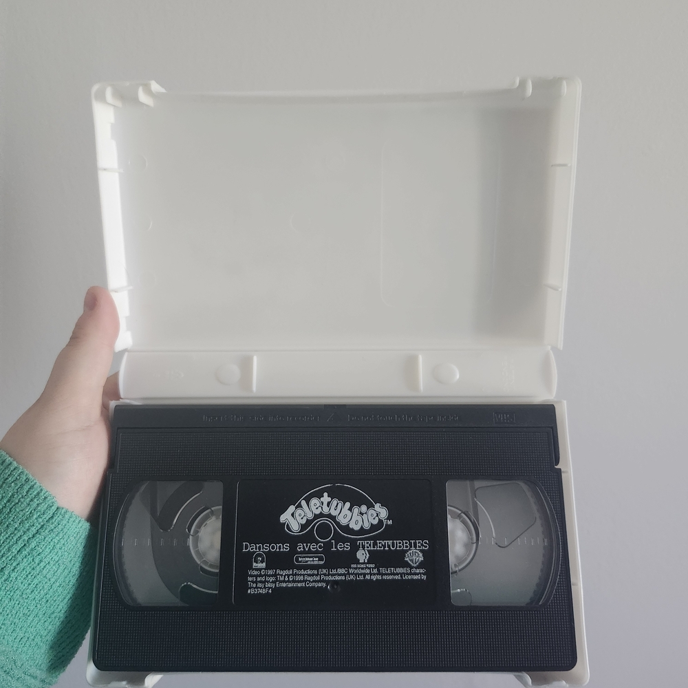 Teletubbies French VHS - Tested - Picture 3 of 3